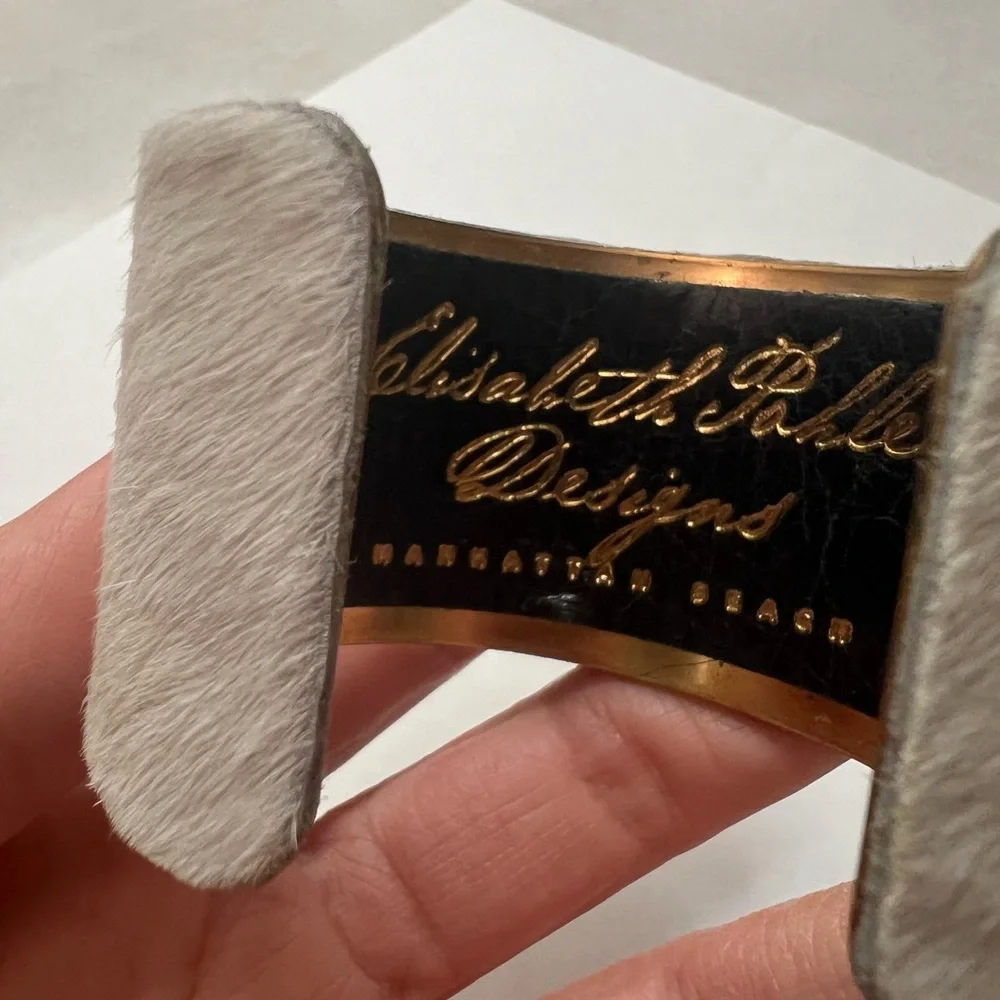 Chic Turquoise and Gold Statement Bracelet - Picture 2 of 4